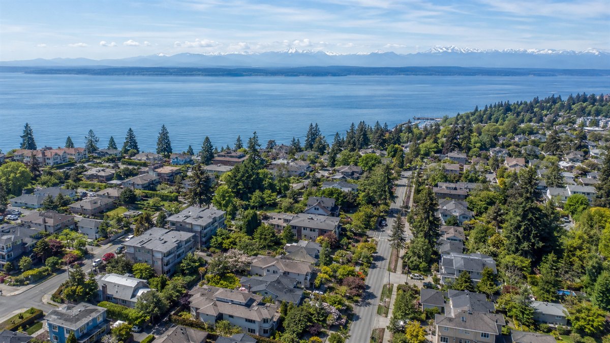 Aerial photo of the residential Edmonds Bowl with Puget Sound views