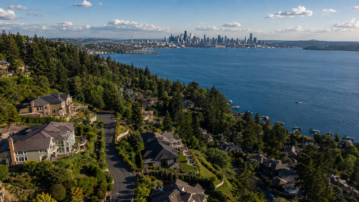 Aerial photo of hillside view homes in Newcastle overlooking Lake Washington